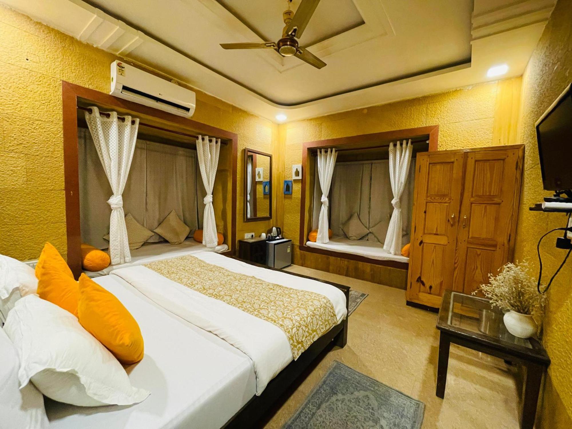 Hotel Meerana Jaisalmer Dış mekan fotoğraf